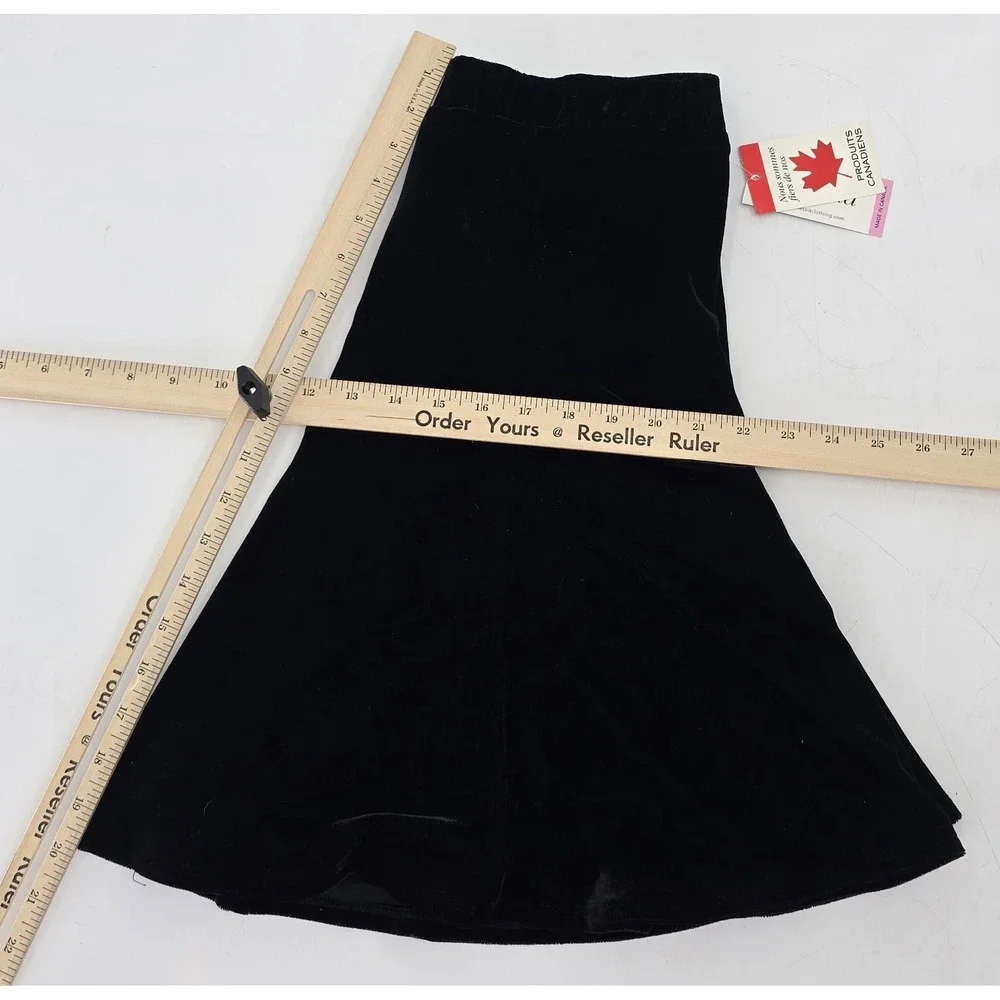 NEW W/TAGS VINTAGE AlessiaClothing Black Velvet Midi Skirt, Size 16, Canada Made